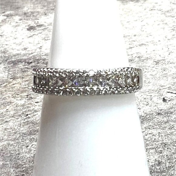 Ring Bomb Party Ring, size 7, CZ looking mini stones - Picture 1 of 5